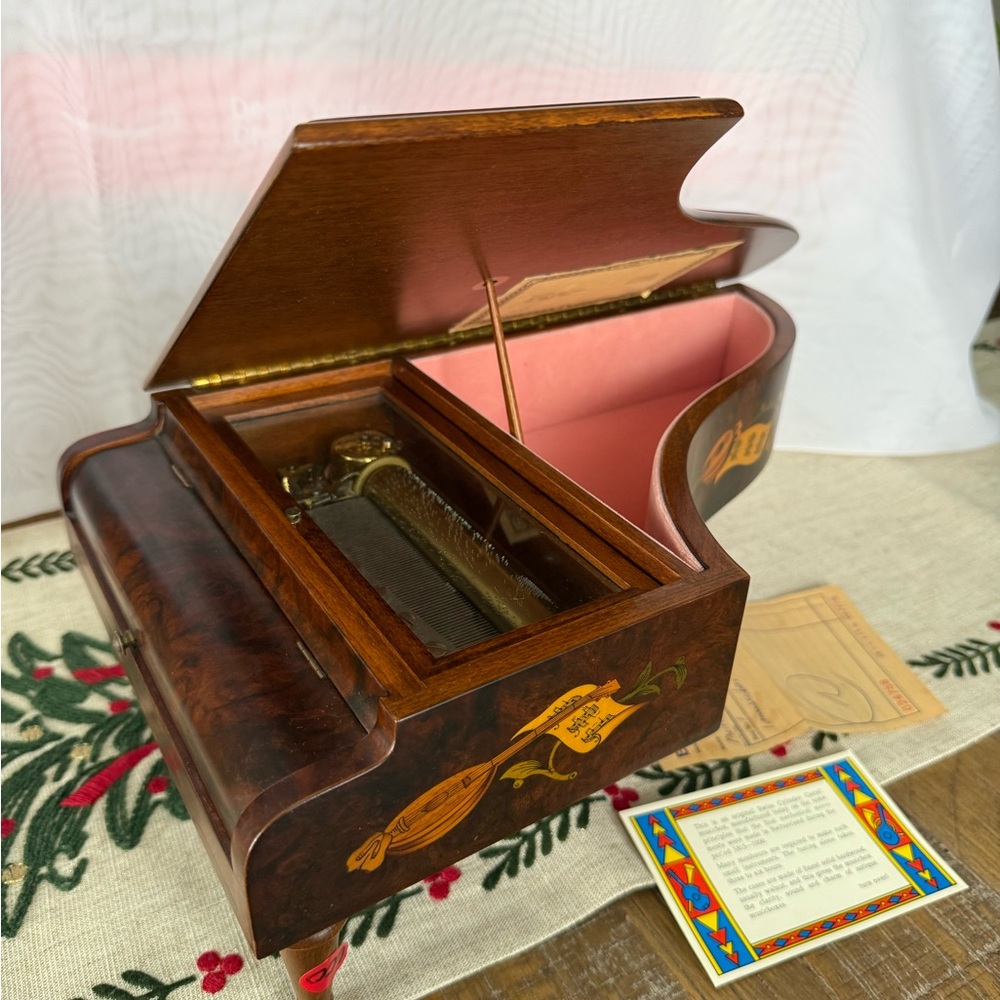 Reuge Swiss piano music box